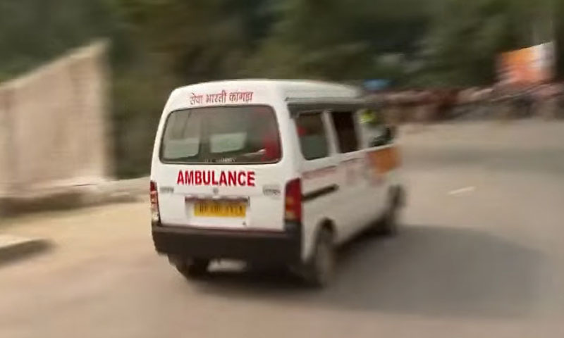 کامیڈی فلم ’بھوت بنگلہ‘ کی شوٹنگ کے دوران ہیرو زخمی، ویڈیو وائرل