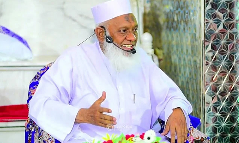 مفتی الیاس رضوی اشرفی انتقال کر گئے