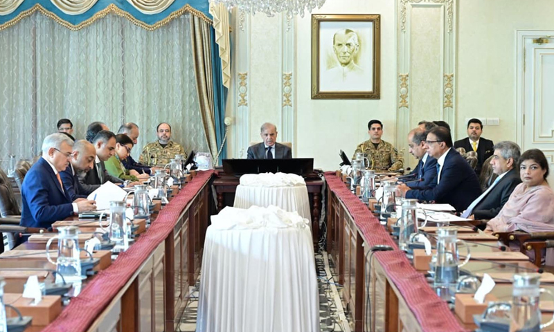 الیکٹرک وہیکلز کے فروغ کیلئے جاری اقدامات میں تیزی لائی جائے،وزیراعظم