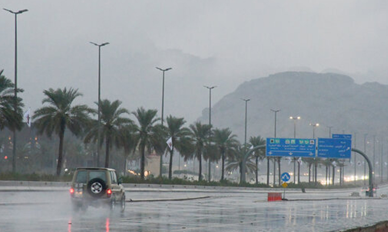 سعودی عرب میں گرج چمک کیساتھ بارشوں کی پیشگوئی