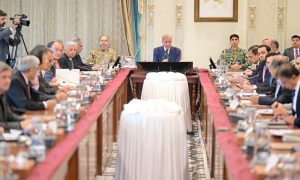 علاقائی صورتحال کےپیش نظرقوم پیٹرول کی بچت اورکفایت شعاری مہم میں حصہ ڈالے،وزیراعظم