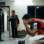 ڈریسنگ روم میں ویپنگ ، بھارتی کرکٹر ریان پراگ پر پابندی لگنے کا امکان