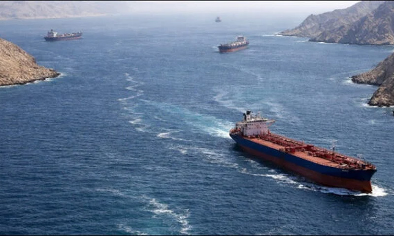 آبنائے ہرمز سے بحفاظت گزرنے کیلئے شپنگ کمپنیوں کو فراڈ پیغامات موصول ہونیکا انکشاف