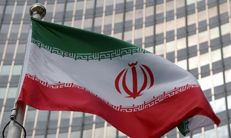 دشمن فریب کاری بند کرے ، انصاف ، وقار اور دانشمندی کی بنیاد پر مذاکرات کا دروازہ اب بھی کھلا ہے ، ایران