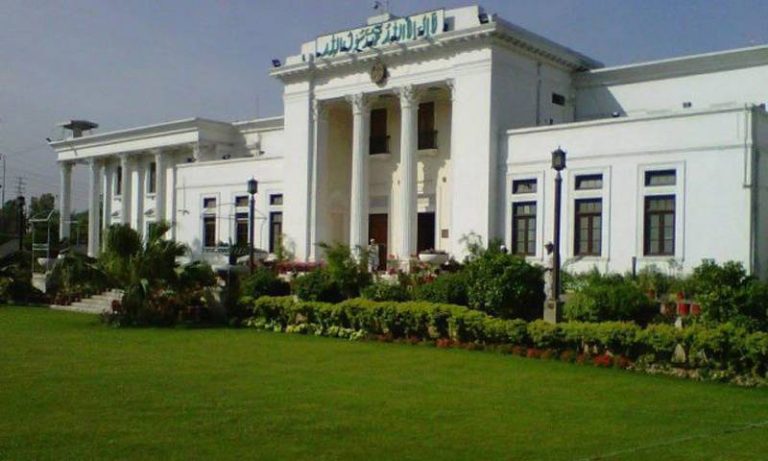 خیبر پختونخوا اسمبلی سے بل منظور، موٹر سائیکل و رکشہ مالکان کیلئے بڑا ریلیف