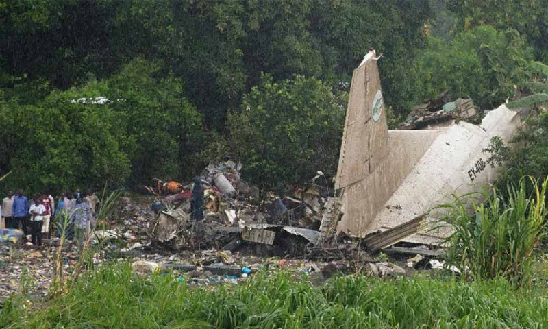 سوڈان میں مسافر طیارہ گر کر تباہ ، پائلٹ سمیت 14 افراد ہلاک