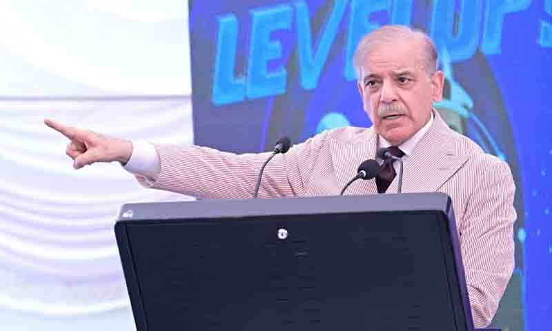 ایران امریکا کشیدگی کم کرانے میں پاکستان نے کلیدی کردار ادا کیا، وزیراعظم
