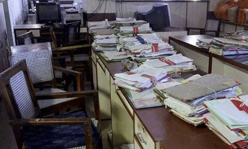 خیبرپختونخوا کے سرکاری ملازمین نے ہڑتال کا اعلان کر دیا