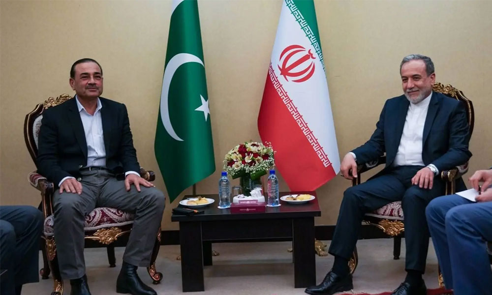 فیلڈ مارشل عاصم منیر کی تہران میں ایرانی وزیر خارجہ عباس عراقچی سے ملاقات