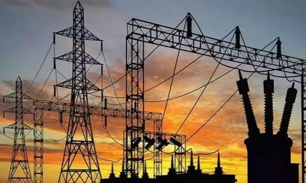 بجلی صارفین کیلئے بری خبر؛ فی یونٹ قیمت میں اضافے کا امکان