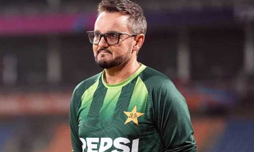 ورلڈ کپ کی تیاری، بہترین ون ڈے اسکواڈ بنانے پر کام کر رہے ہیں، مائیک ہیسن