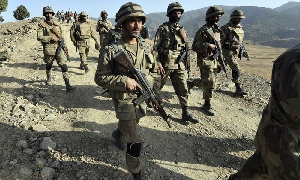 خیبرپختونخوا کے مختلف علاقوں میں آپریشن ،24 گھنٹوں میں مزید 23خوارج ہلاک