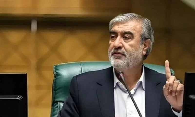 آبنائے ہرمز میں امریکی مداخلت جنگ بندی کی خلاف ورزی ہو گی ، ایران