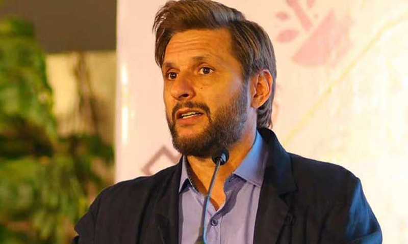 شاہد آفریدی نے اپنی بیٹیوں کو کب موبائل فون دیا ؟ حیرت انگیز انکشاف