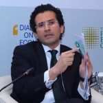 گیس صارفین کیلئے بڑی خوشخبری کا امکان، نرخوں میں کمی پر غور