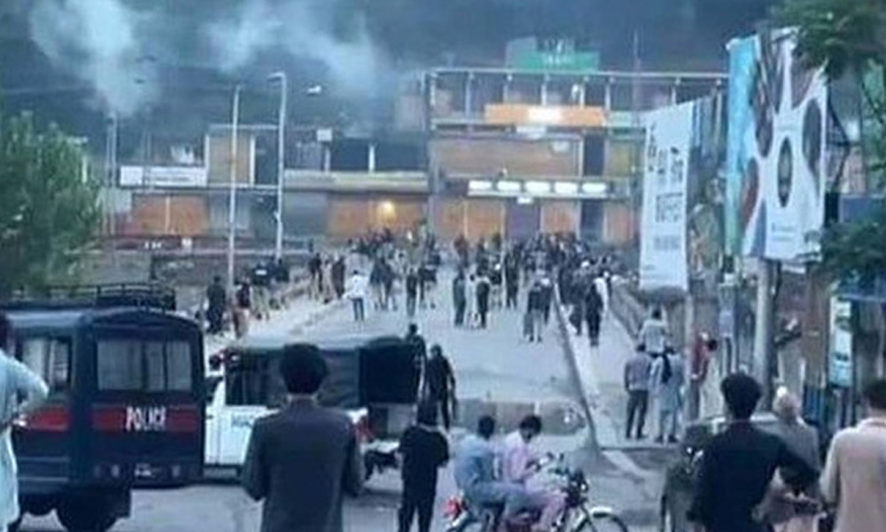 راولاکوٹ، کالعدم ایکشن کمیٹی کے شرپسندوں کی فائرنگ سے 4 پولی