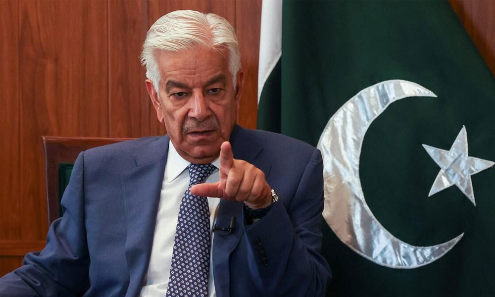 قومی اسمبلی اجلاس؛ خواجہ آصف نے پی ٹی آئی اراکین کو آڑے ہاتھوں لے لیا