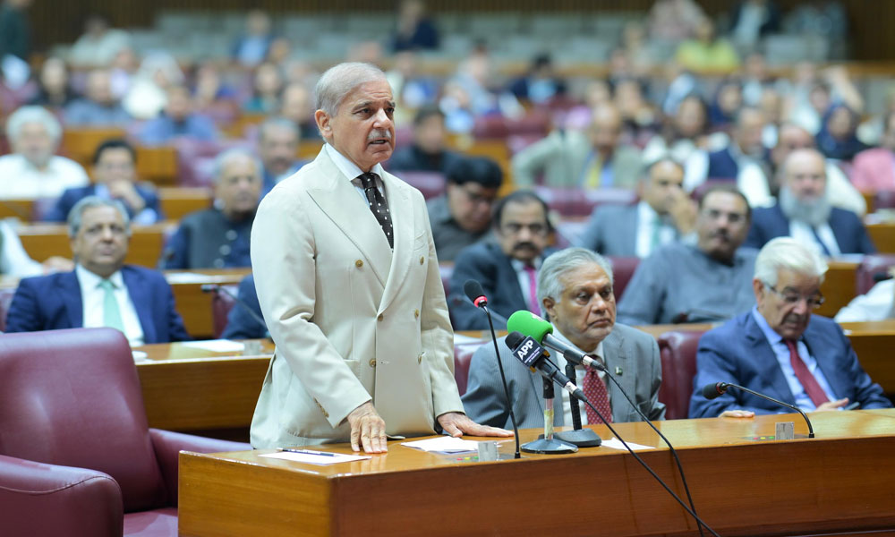 2018 کے انتخابات کے بعد قائم حکومت آئینی تھی تو ہماری حکومت بھی آئینی ہے، بات نکلی تو بہت دور تک جائے گی، وزیراعظم