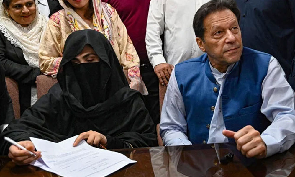 190 ملین پاؤنڈ کیس،  عمران خان  اور بشریٰ بی بی کا سزا معطلی کے لیے سپریم کورٹ سے رجوع، ہائیکورٹ کا فیصلہ چیلنج