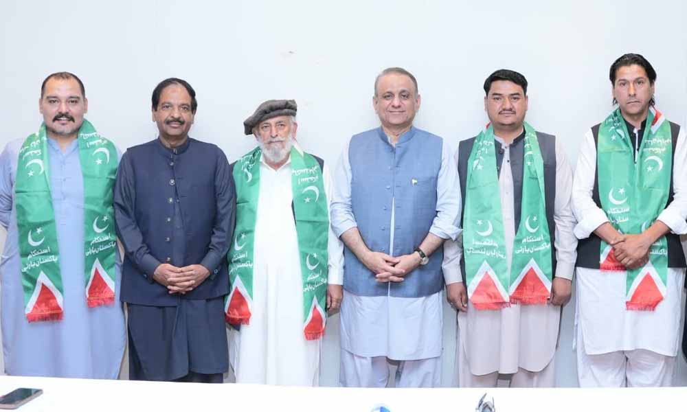 گلگت بلتستان الیکشن میں جیتنے والے 4 آزاد ارکان استحکام پاکستان پارٹی میں شامل ipp