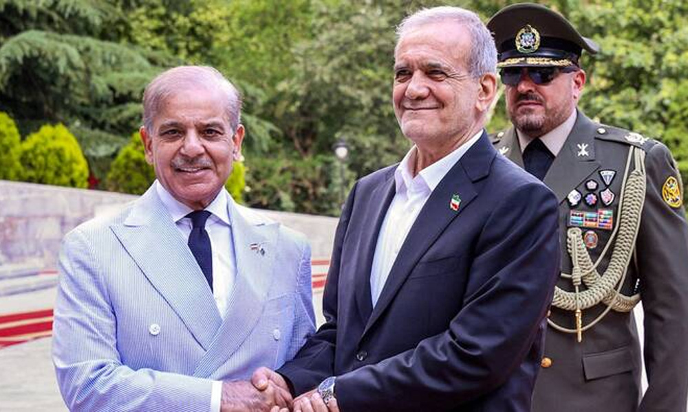 ایرانی صدر مسعود پزشکیان اسلام آباد پہنچ گئے