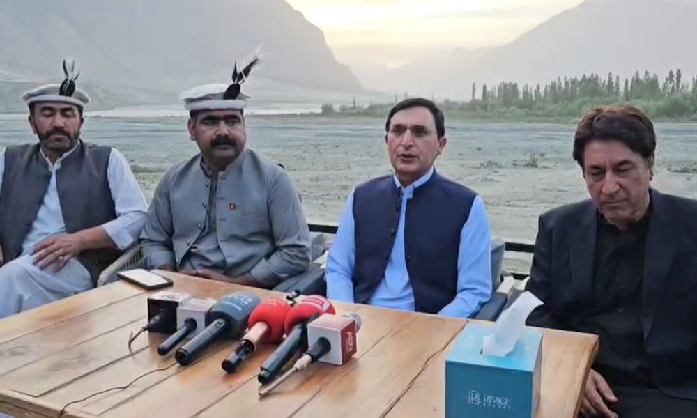 پی ٹی آئی کسی دباؤ میں آکر انتخابات سے دستبردار نہیں ہوگی، بیرسٹر گوہر