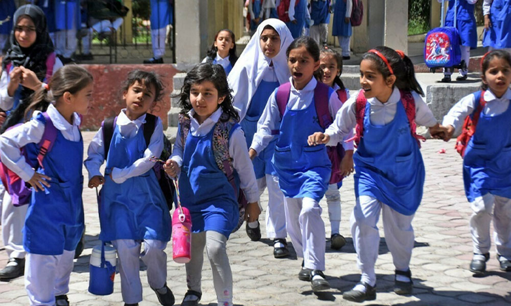 خیبرپختونخوا کے تمام سرکاری اسکولوں میں نیا معیاری ٹائم ٹیبل نافذ