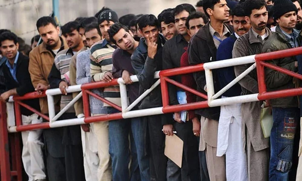 ملکی آبادی 25 کروڑ سے تجاوز، بیروزگار افراد کی تعداد 59 لاکھ، اکنامک سروے