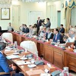 پیٹرولیم مصنوعات کے وافر ذخائر موجود، وزیراعظم کی مصنوعی قلت پیدا کرنے والوں کے خلاف کارروائی کی ہدایت
