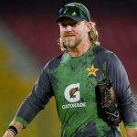 پاکستان کرکٹ ٹیم کو بڑا دھچکا، فیلڈنگ کوچ شین میکڈرمٹ نے استعفیٰ دے دیا