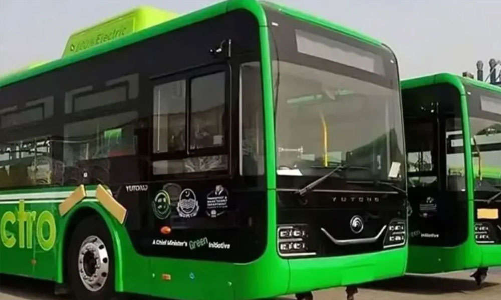 مظفرآباد کے بعد میرپور میں بھی الیکٹرک بسیں پہنچ گئیں