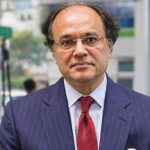عوام کو ریلیف دینے کیلیے پیٹرول کی قیمت کم کی گئی،معیشت درست سمت کی جانب گامزن ہے،وفاقی وزیرخزانہ