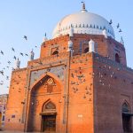ملتان: صوفی بزرگ حضرت بہاؤالدین زکریا کے عرس پر تعطیل کا اعلان