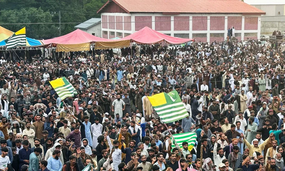 آزاد کشمیر کی تین میں سے ایک ڈویژن میں الیکشن، باقی میں لانگ مارچ کا شوشا