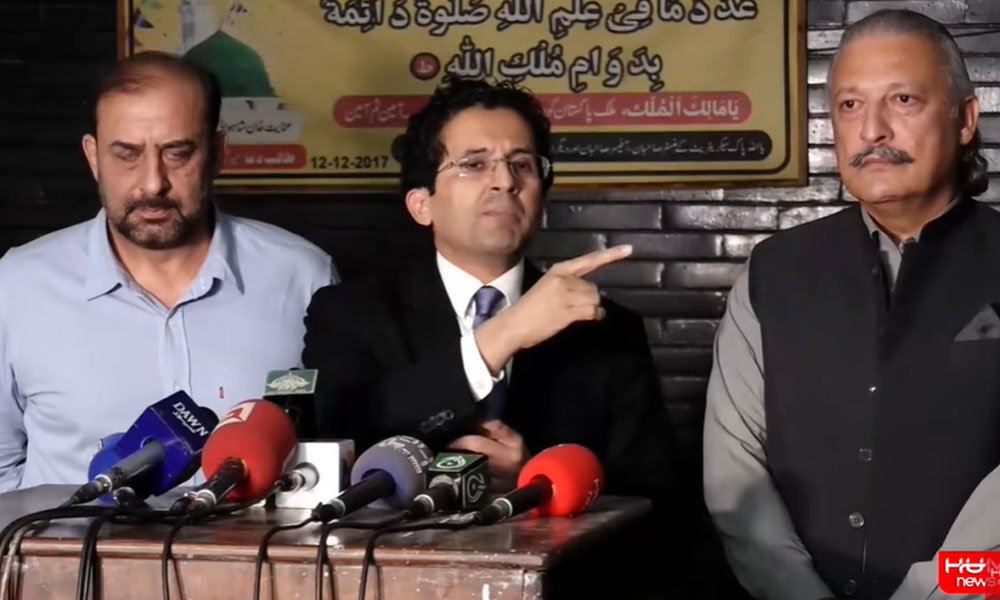 وزیر پیٹرولیم کی یقین دہانی پر پیٹرول پمپوں کی ہڑتال دو ہفتوں کے لیے مؤخر