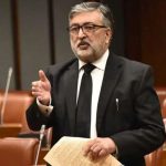 مولانا فضل الرحمان کس بات پر معافی مانگیں، سینیٹر کامران مرتضیٰ
