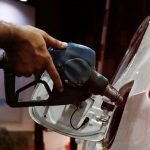 حکومت نے پیٹرول اور ہائی اسپیڈ ڈیزل مزید مہنگا کر دیا