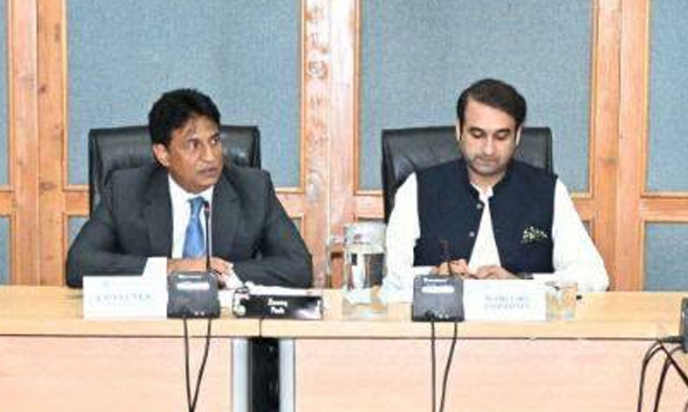 سینیٹ قائمہ کمیٹی برائے اختیارات کی منتقلی کا اجلاس، اٹھارویں آئینی ترمیم پر مکمل عملدرآمد پر زور