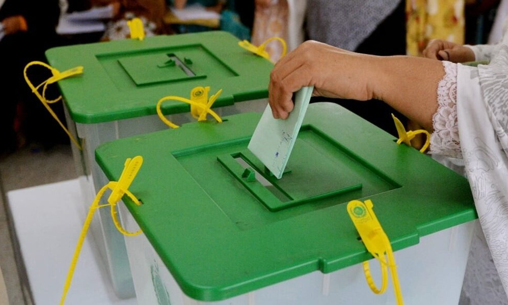 آزاد کشمیر انتخابات کا پہلا مرحلہ ، میرپور ، کوٹلی اور بھمبر میں پولنگ جاری
