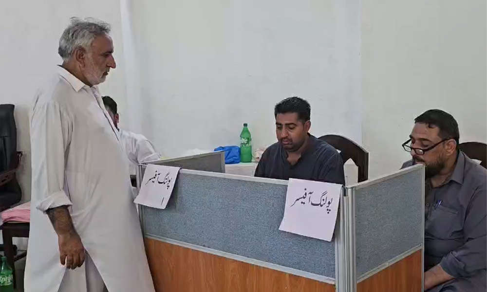 آزاد کشمیر انتخابات کا پہلا مرحلہ ، میرپور ، کوٹلی اور بھمبر میں پولنگ جاری
