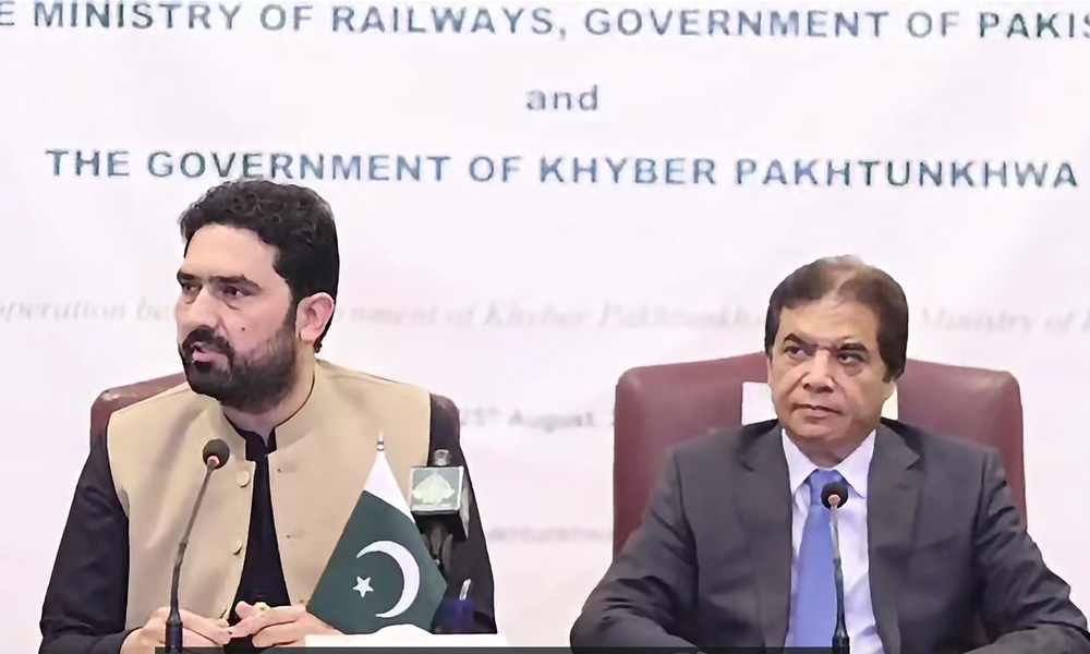 پشاور، نوشہرہ، مردان اور چارسدہ ریلوے سے منسلک ہوں گے، بڑا معاہدہ طے