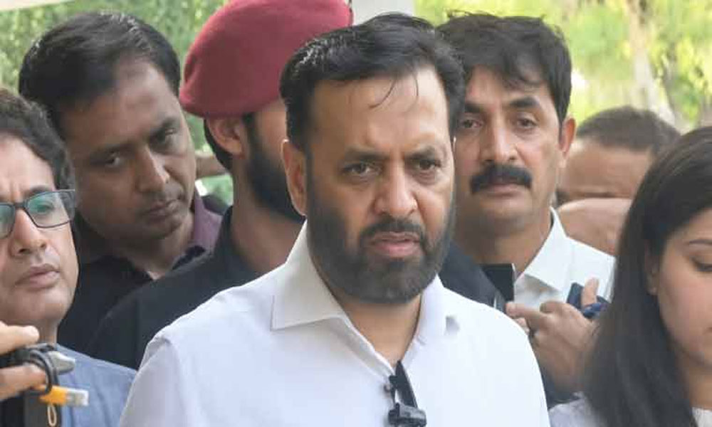خود کو احتساب کیلئے پیش کرتا ہوں، ذمہ داروں کو نہیں چھوڑیں گے، مصطفیٰ کمال