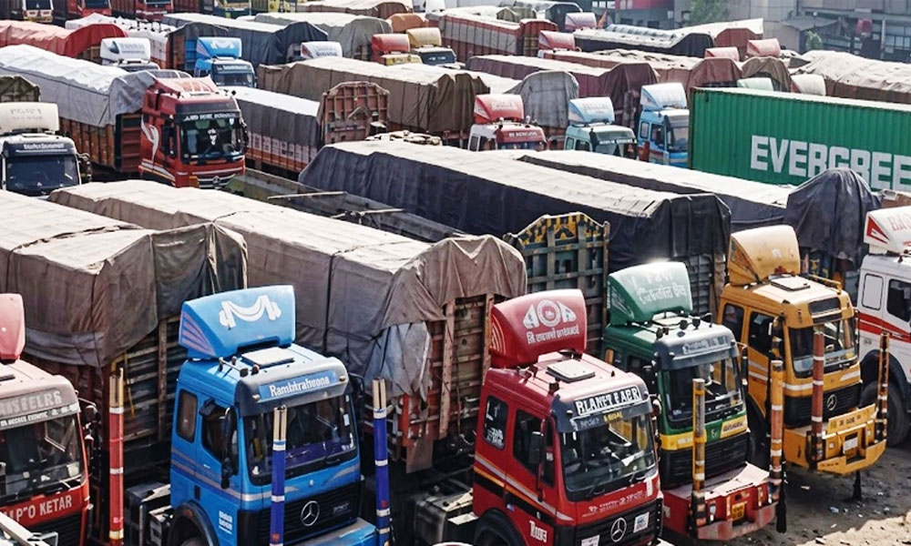 گڈز ٹرانسپورٹرز کا 40 دن کیلئے ہڑتال مؤخر کرنے کا اعلان Transporte