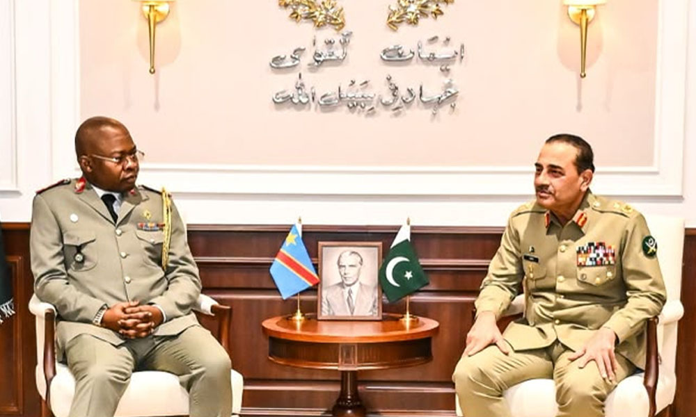 فیلڈ مارشل عاصم منیرسے جمہوریہ کانگو کے چیف آف ڈیفنس کی ملاقات، دفاعی و سیکیورٹی تعاون مضبوط بنانے پر اتفاق