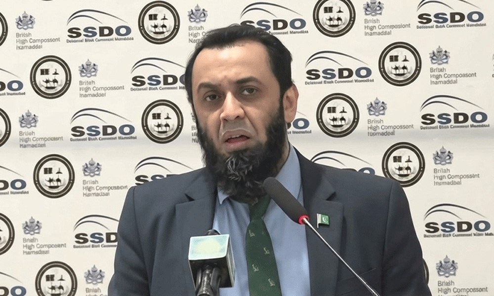 بھارت پاکستان سمیت مختلف ممالک میں دہشتگردی میں ملوث ہے ، عطاء تارڑ