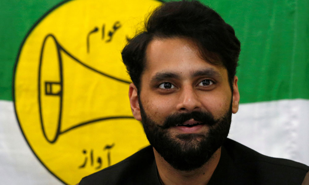 احتجاج کرنے والے عام شہریوں کیخلاف مقدمات قابل مذمت:وکیل میر رضا