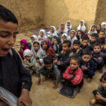 خیبرپختونخوامیں 627 سرکاری اسکول غیر فعال ہونے کا انکشاف