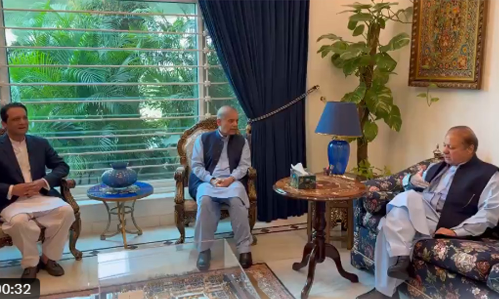 نواز شریف نے آزاد کشمیر کیلئے پہلے 100 دن کا اصلاحاتی منصوبہ وزیراعظم افتخار گیلانی کیساتھ شیئر کر دیا