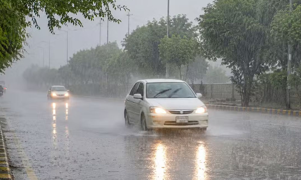 ملک کے مختلف علاقوں میں گرج چمک کے ساتھ بارش کی پیشگوئی