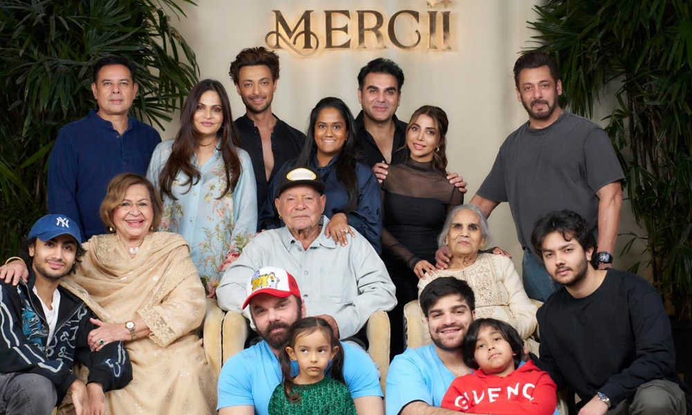 دھوکا دہی کیس ، بھارتی عدالت نے سلمان خان اور ان کی بہن کو طلب کر لیا